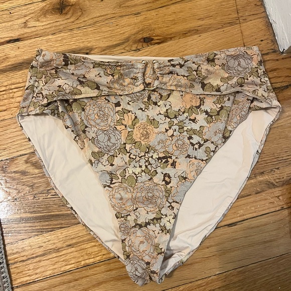 Revel Rey Bikini (stunning in person!) - Picture 3 of 4